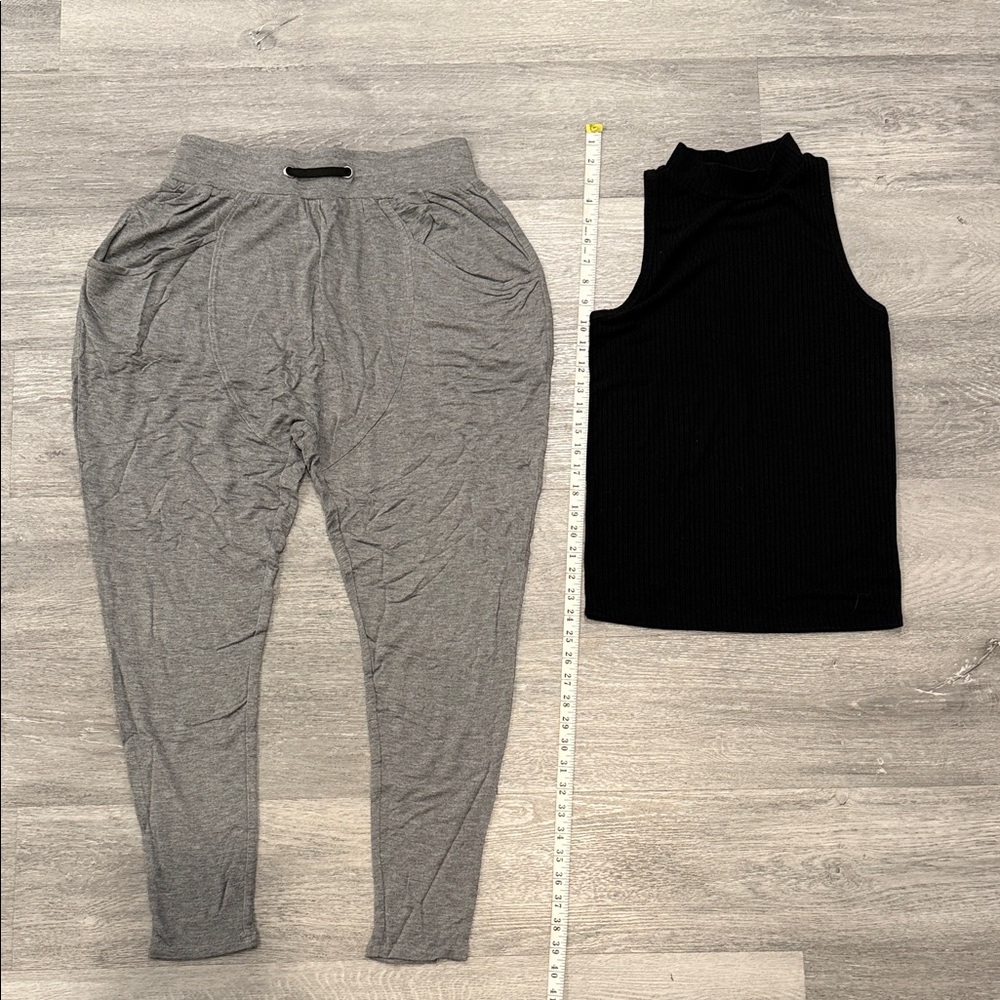 Chic Gray and Black Women's Jogger Set